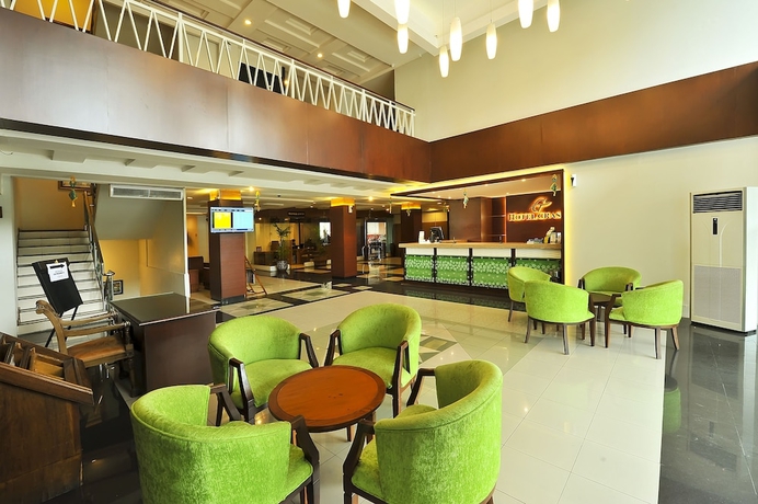 Imagen de los interiores del Hotel Grasia Semarang. Foto 13