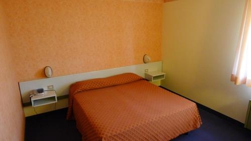 Imagen de la habitación del Hotel Grassetti. Foto 10