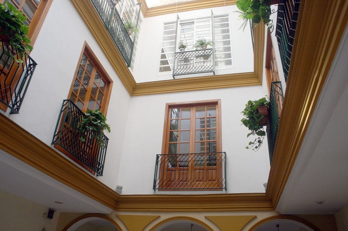 Imagen de los interiores del Hotel Gravina 51. Foto 14