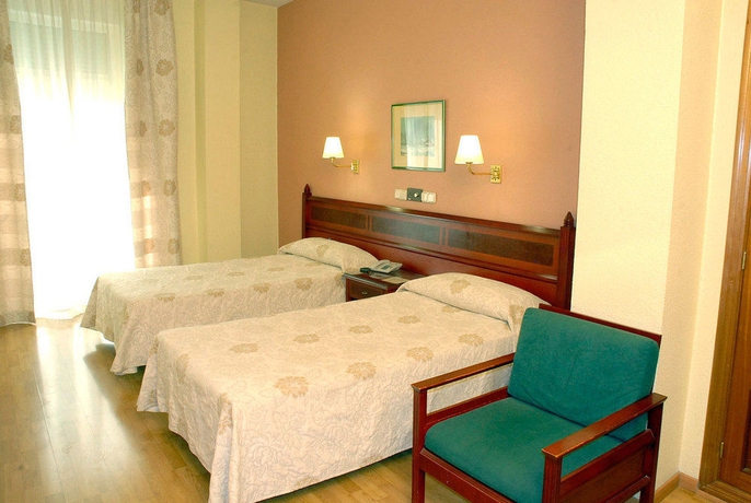 Imagen de la habitación del Hotel Gravina 51. Foto 13