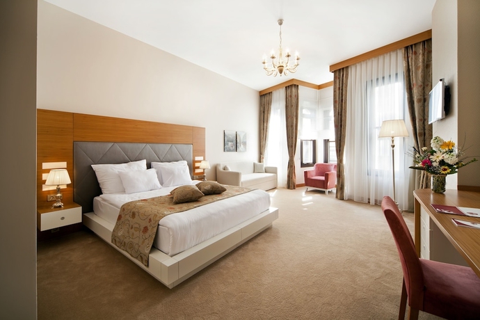 Imagen general del Hotel Gravis Suites. Foto 1