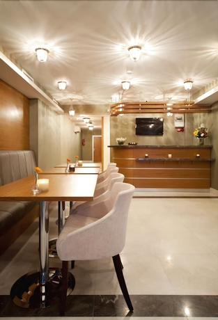 Imagen de los interiores del Hotel Gravis Suites. Foto 15