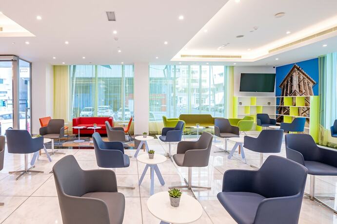 Imagen del bar/restaurante del Hotel Gravity, Abu Dhabi. Foto 14