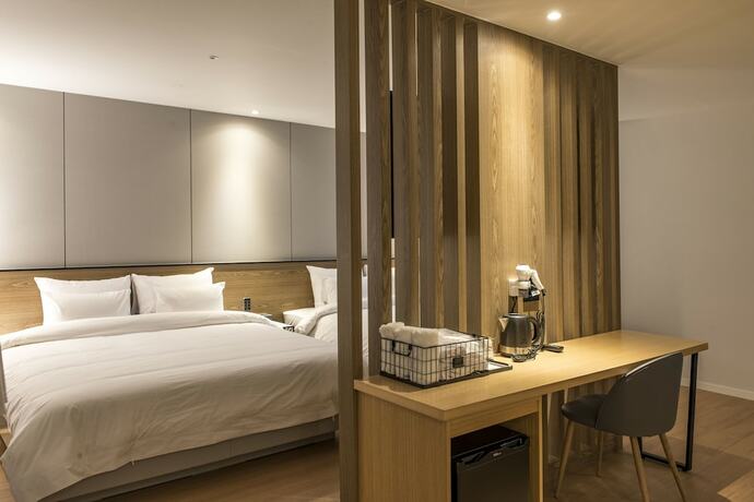 Imagen de la habitación del Hotel Gray 195. Foto 11