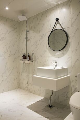 Imagen de la habitación del Hotel Gray 195. Foto 17