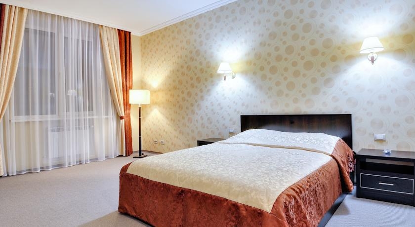 Imagen de la habitación del Hotel Gray Hotel Y Restaurant. Foto 7