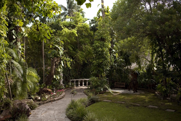 Imagen de los exteriores del Hotel Graycliff and Restaurant. Foto 11