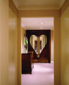 Imagen de la habitación del Hotel Grayshott Spa. Foto 4