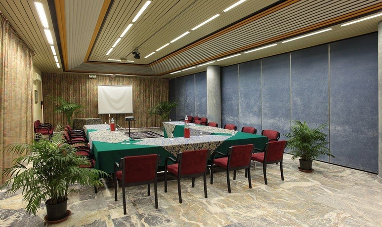 Imagen de los interiores del Hotel Grazia Deledda. Foto 12