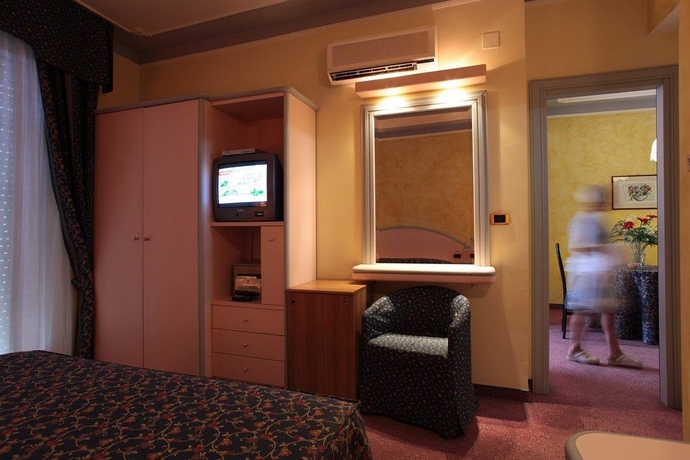 Imagen de la habitación del Hotel Grazia Deledda. Foto 7