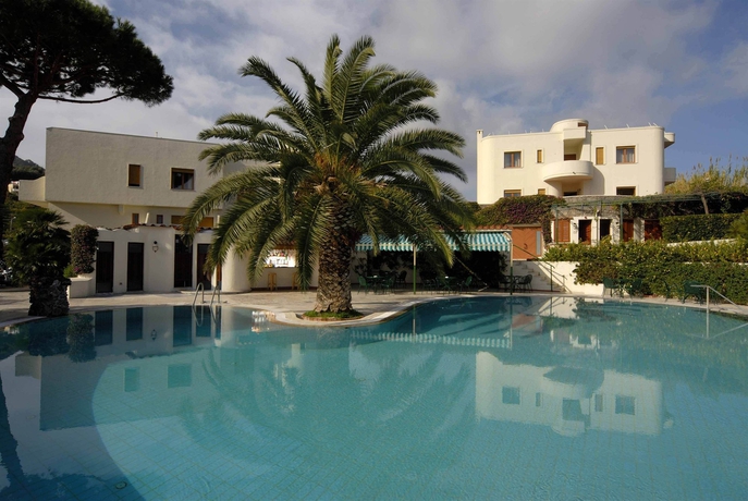 Imagen de la piscina del Hotel Grazia Terme. Foto 15