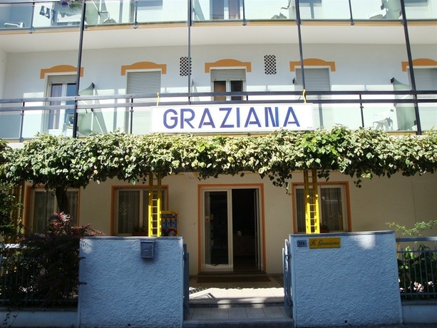 Imagen de los exteriores del Hotel Graziana A Riccione. Foto 3