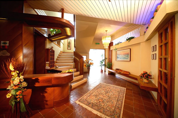 Imagen de los interiores del Hotel Graziella, Costa de Rimini. Foto 14