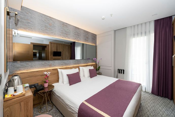 Imagen de la habitación del Hotel Graziella Gold. Foto 6