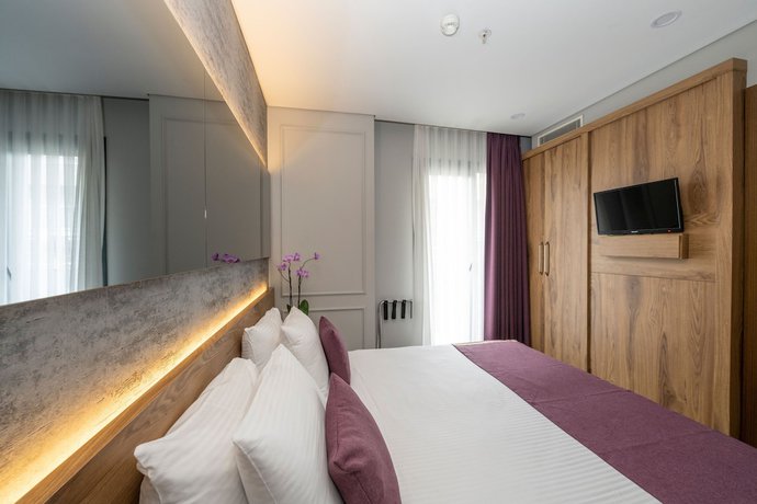 Imagen de la habitación del Hotel Graziella Gold. Foto 8