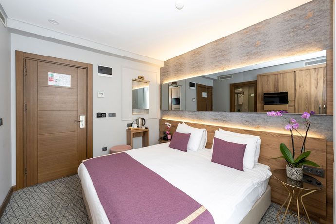 Imagen de la habitación del Hotel Graziella Gold. Foto 11