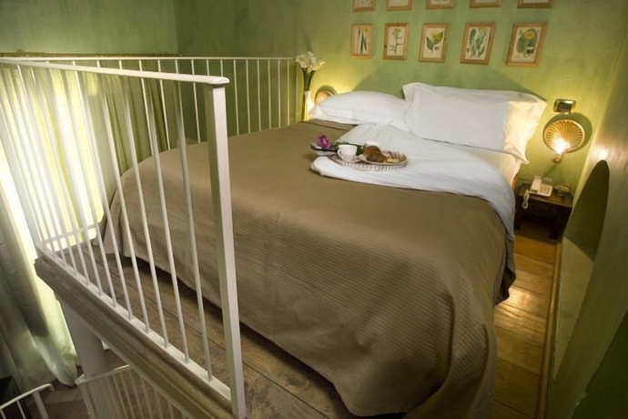 Imagen de la habitación del Hotel Graziella Patio. Foto 12