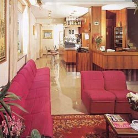 Imagen de los interiores del Hotel Graziella, Riccione. Foto 16