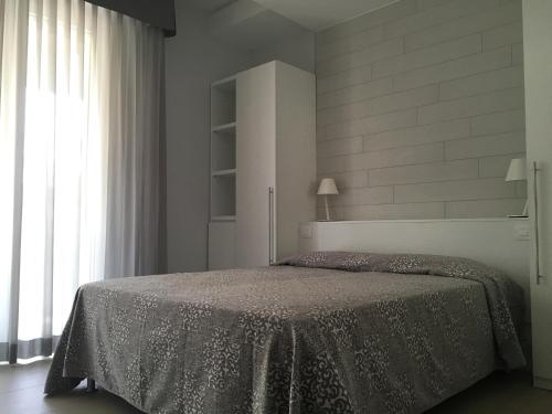 Imagen de la habitación del Hotel Graziella, Torre pedrera. Foto 7