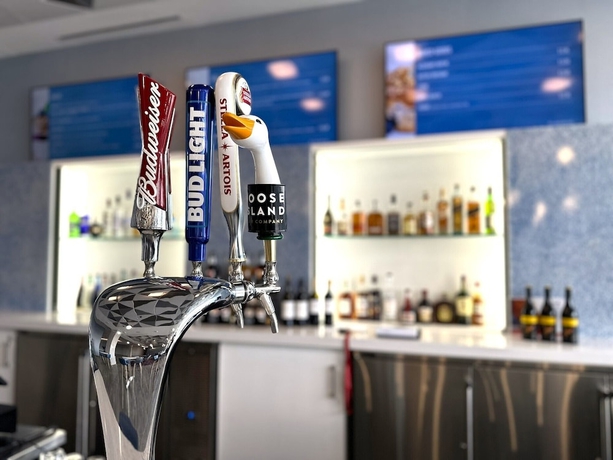 Imagen del bar/restaurante del Hotel Great Canadian Casino Resort Toronto. Foto 2