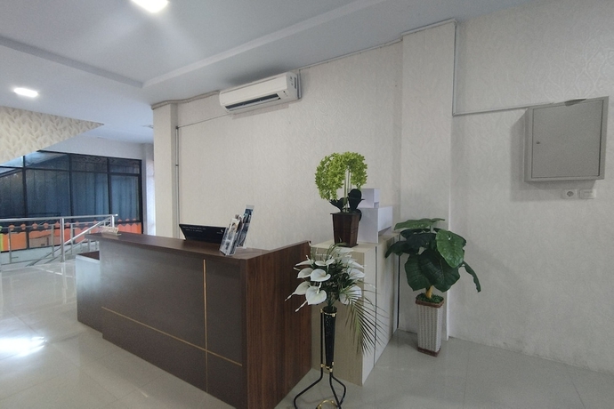 Imagen de los interiores del Hotel Great Cokro Edotel Lampung. Foto 13