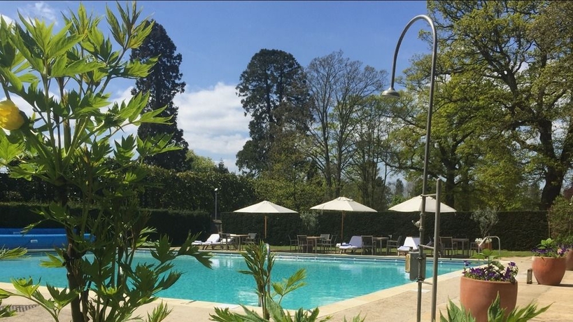 Imagen de la piscina del Hotel Great Fosters - A Small Luxury. Foto 12