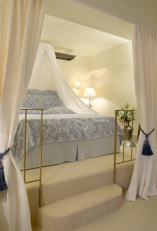 Imagen de la habitación del Hotel Great Greece Le Convivial Suites. Foto 19
