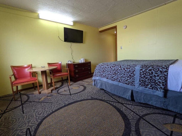 Imagen de la habitación del Hotel Great Plains Budget Inn. Foto 6