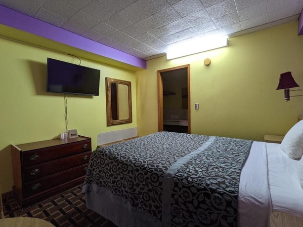 Imagen de la habitación del Hotel Great Plains Budget Inn. Foto 11