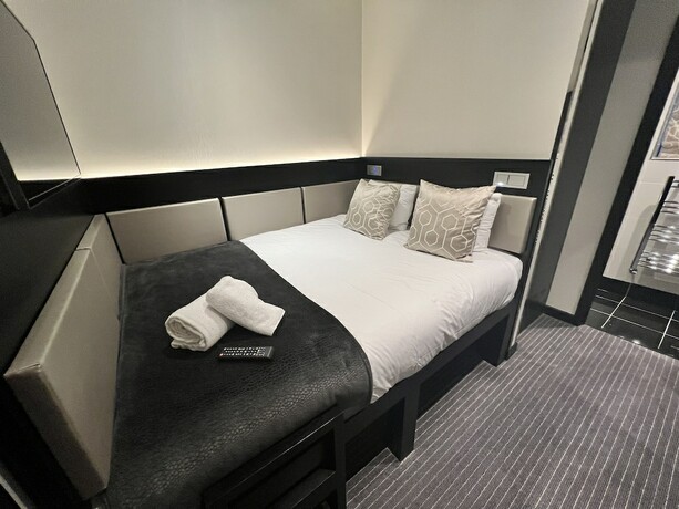 Imagen de la habitación del Hotel Great St Helen. Foto 19