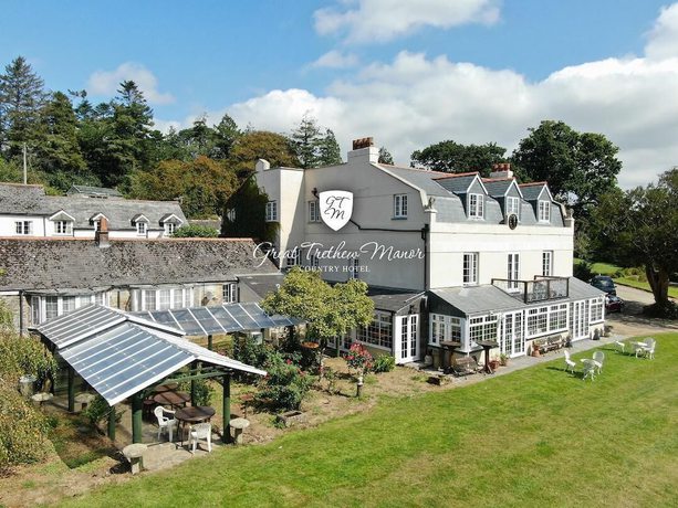 Imagen general del Hotel Great Trethew Manor and Self Catering Lodges. Foto 1
