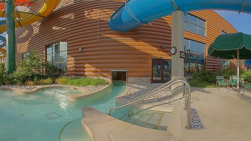 Imagen de la piscina del Hotel Great Wolf Lodge Niagara Falls. Foto 12