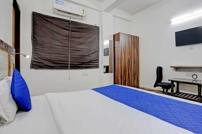Imagen de la habitación del Hotel Greater Noida Stay. Foto 16