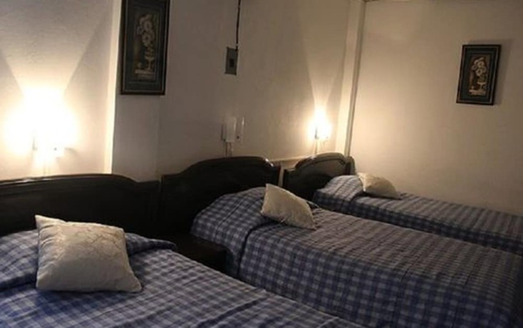 Imagen de la habitación del Hotel Grecia Real. Foto 10