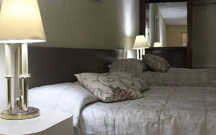 Imagen de la habitación del Hotel Grecia Real. Foto 18