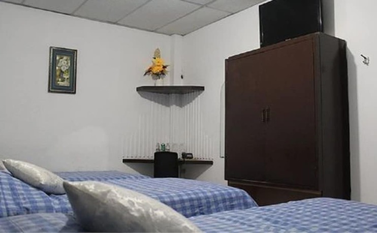 Imagen de la habitación del Hotel Grecia Real. Foto 19