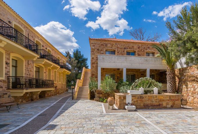 Imagen general del Hotel Grecian Castle. Foto 10