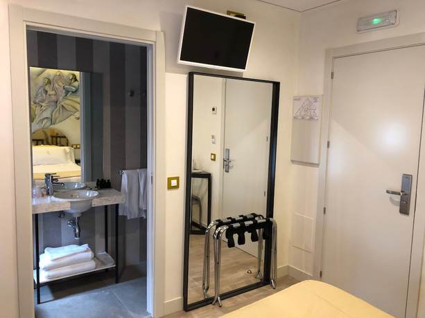 Imagen de la habitación del Hotel Grecorooms. Foto 9