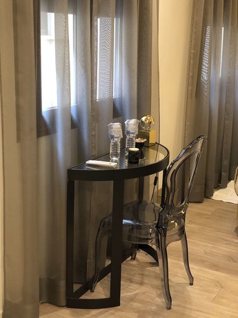 Imagen de la habitación del Hotel Grecorooms. Foto 17