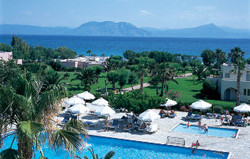 Imagen de la piscina del Hotel Grecotel Casa Marron All Inclusive Resort. Foto 6