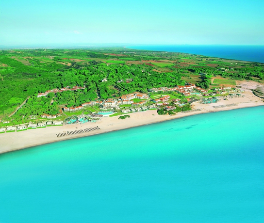 Imagen de los exteriores del Hotel Grecotel La Riviera and Aqua Park. Foto 10