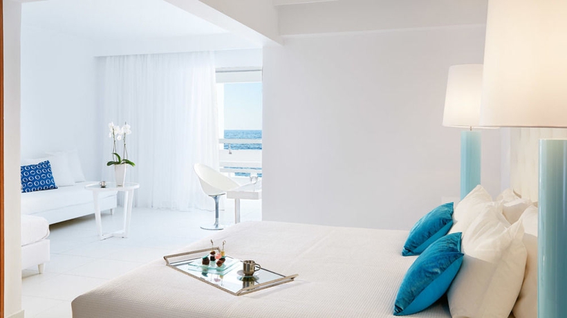 Imagen de la habitación del Hotel Grecotel Lux Me White Palace. Foto 5