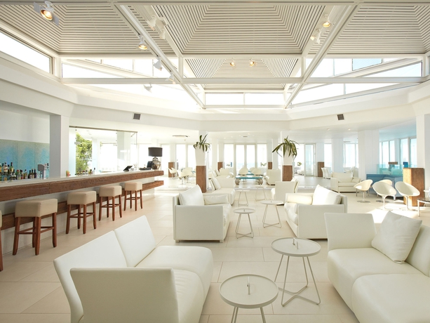 Imagen de los interiores del Hotel Grecotel Lux Me White Palace. Foto 14