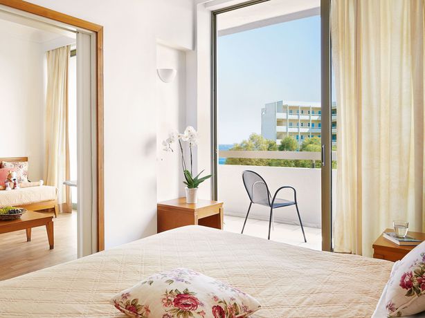 Imagen de la habitación del Hotel Grecotel Luxme Dama Dama. Foto 7