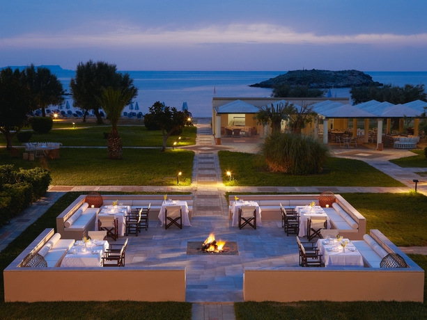 Imagen del bar/restaurante del Hotel Grecotel Meli Palace - All Inclusive. Foto 2