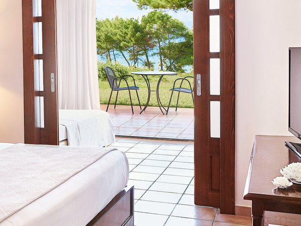 Imagen de la habitación del Hotel Grecotel Olympia Oasis. Foto 11