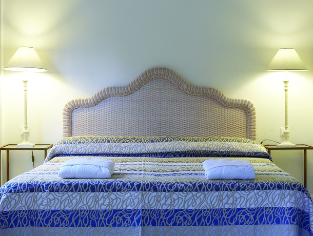 Imagen general del Hotel Grecotel Plaza Beach House. Foto 2