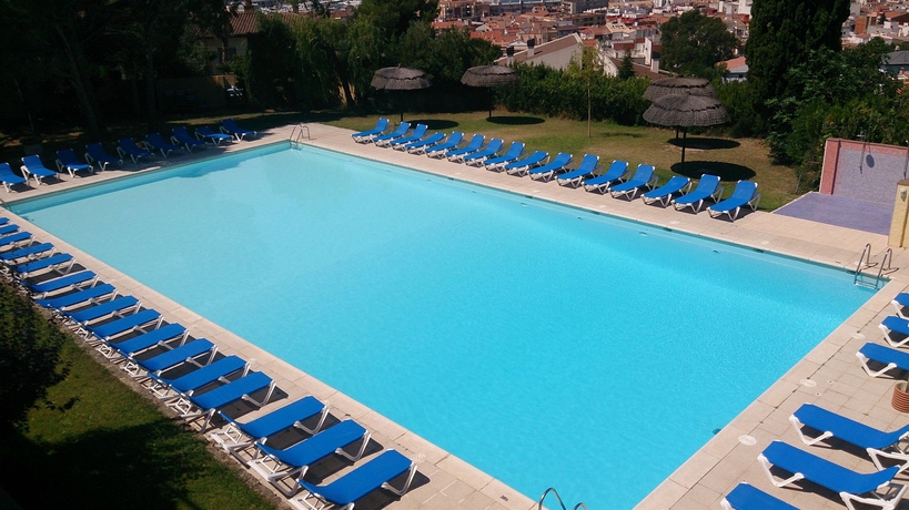 Imagen de la piscina del Hotel Grecs. Foto 11