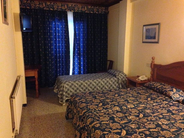 Imagen de la habitación del Hotel Grecs. Foto 8