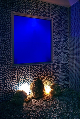 Imagen de la piscina del Hotel Greek Pride Cronwell Rahoni. Foto 9
